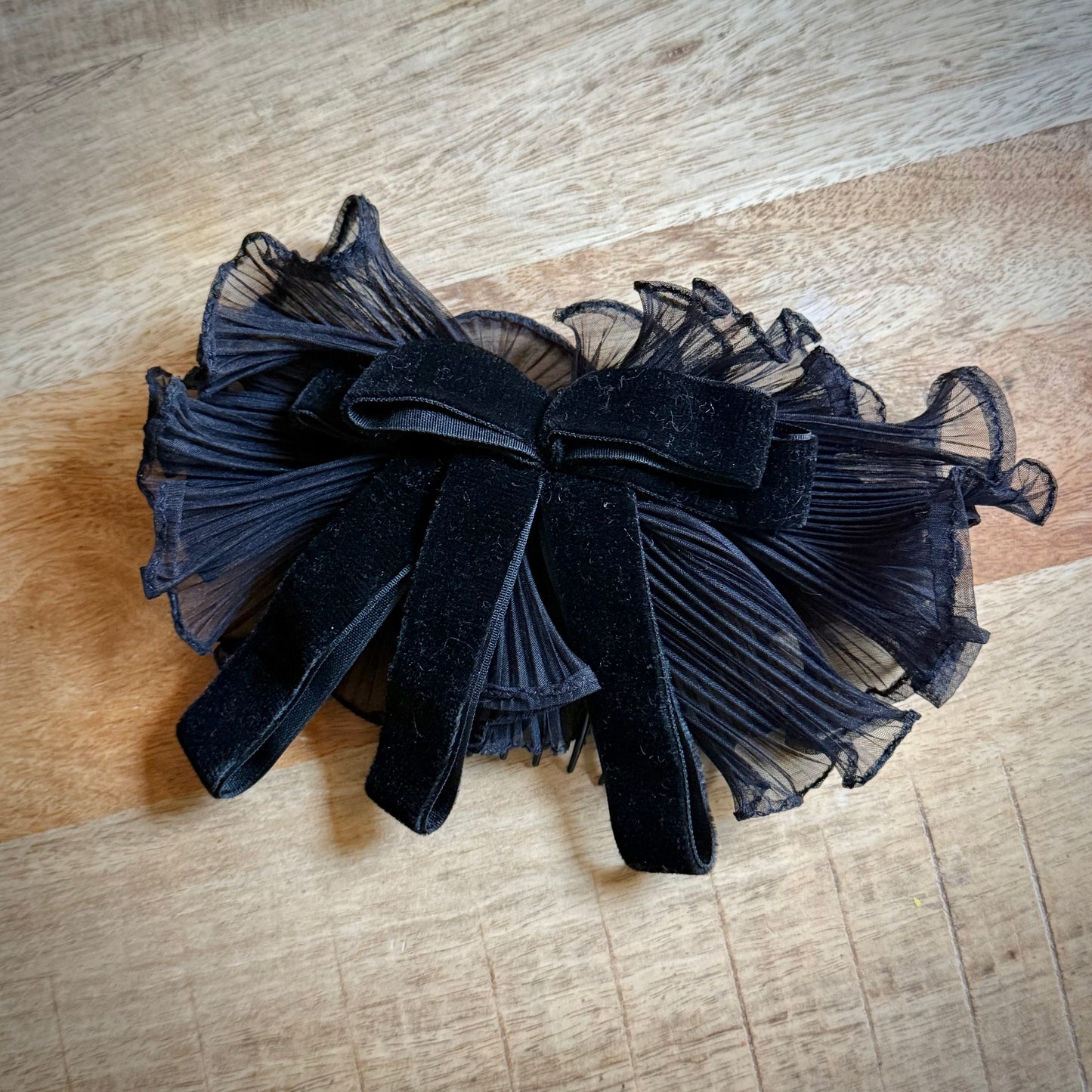 Fermaglio vintage nero