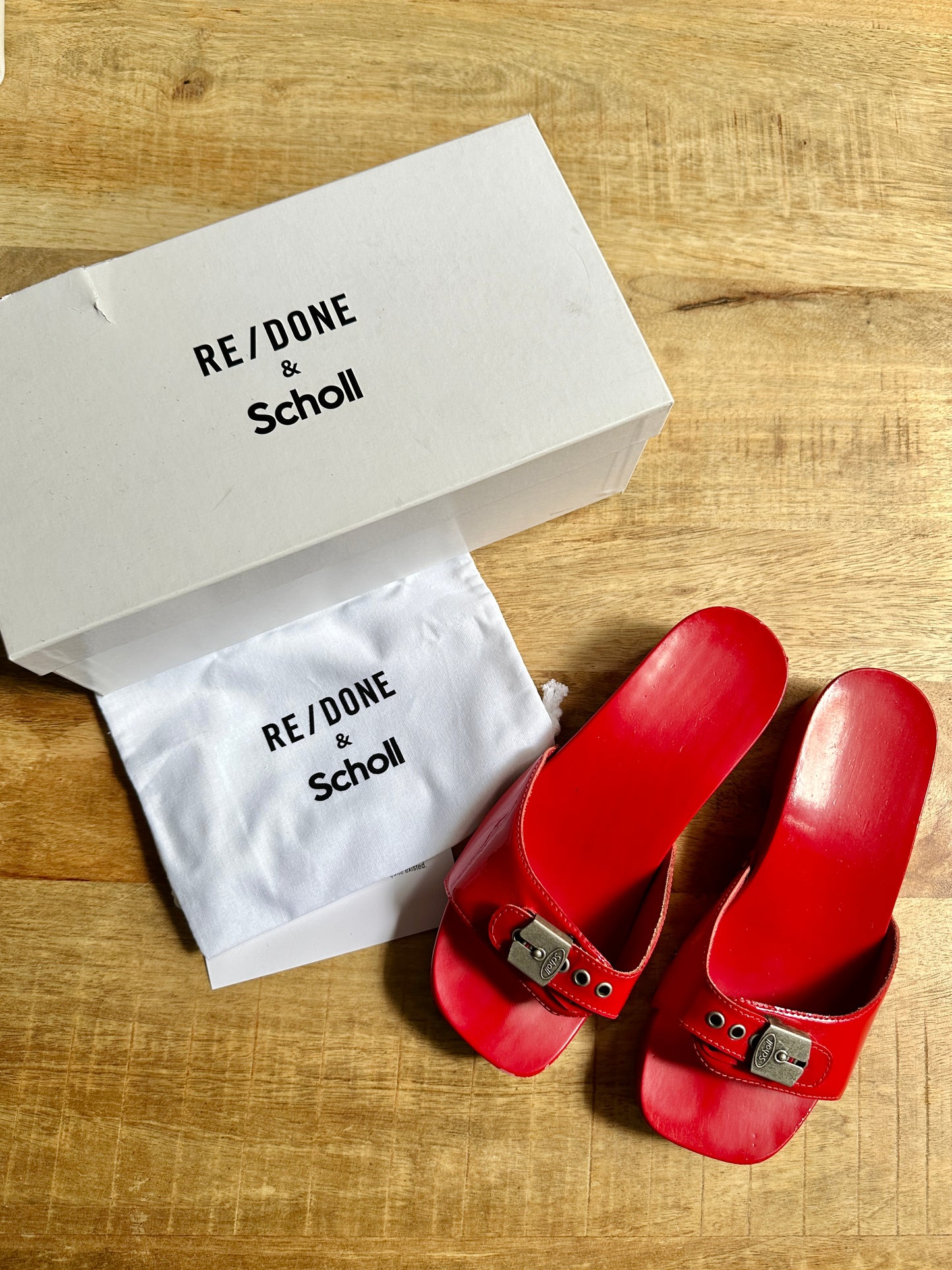Scholl in collab con Re/Done n37