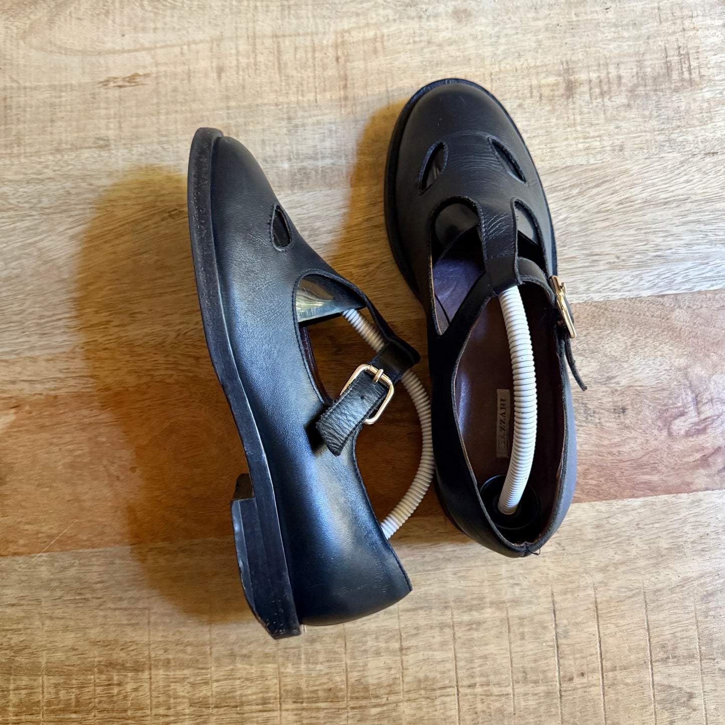 Lazzari scarpe occhietti n37