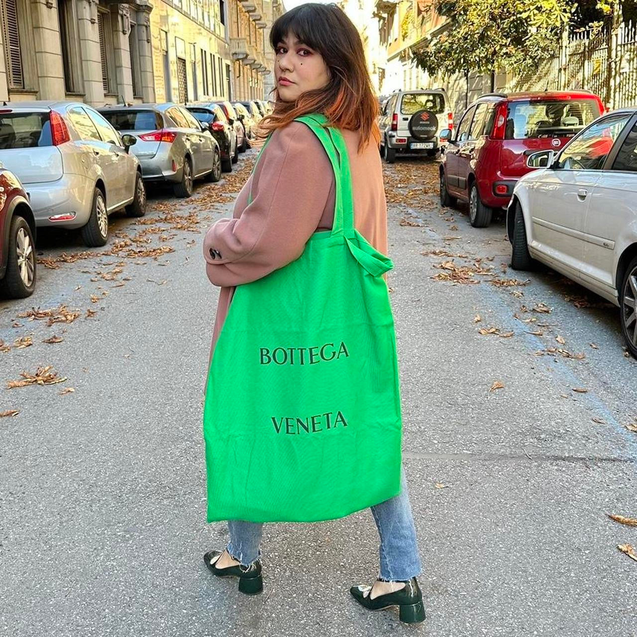 Bottega Veneta shopper verde ad