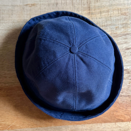 Cappellino artigianale blu