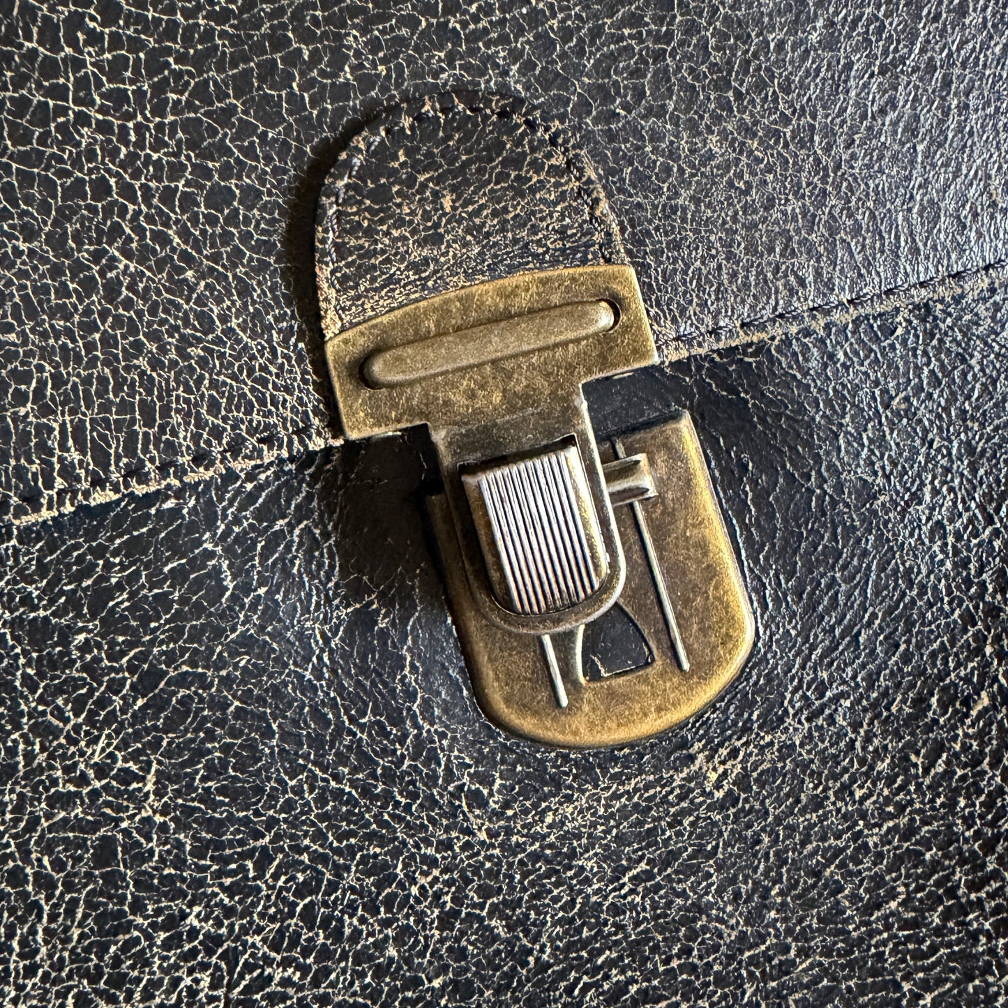 Borsa cracked leather