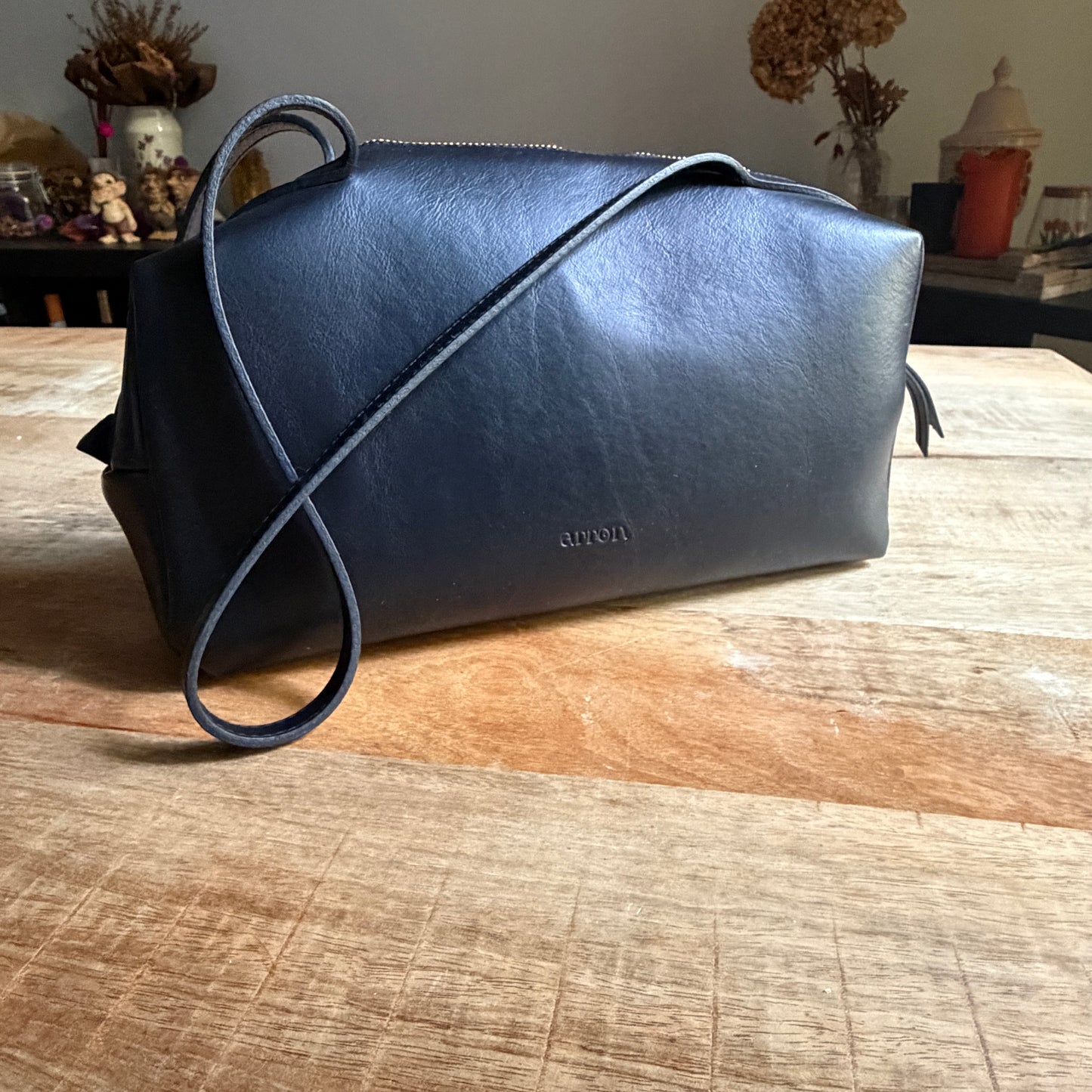 Aaron borsa nera