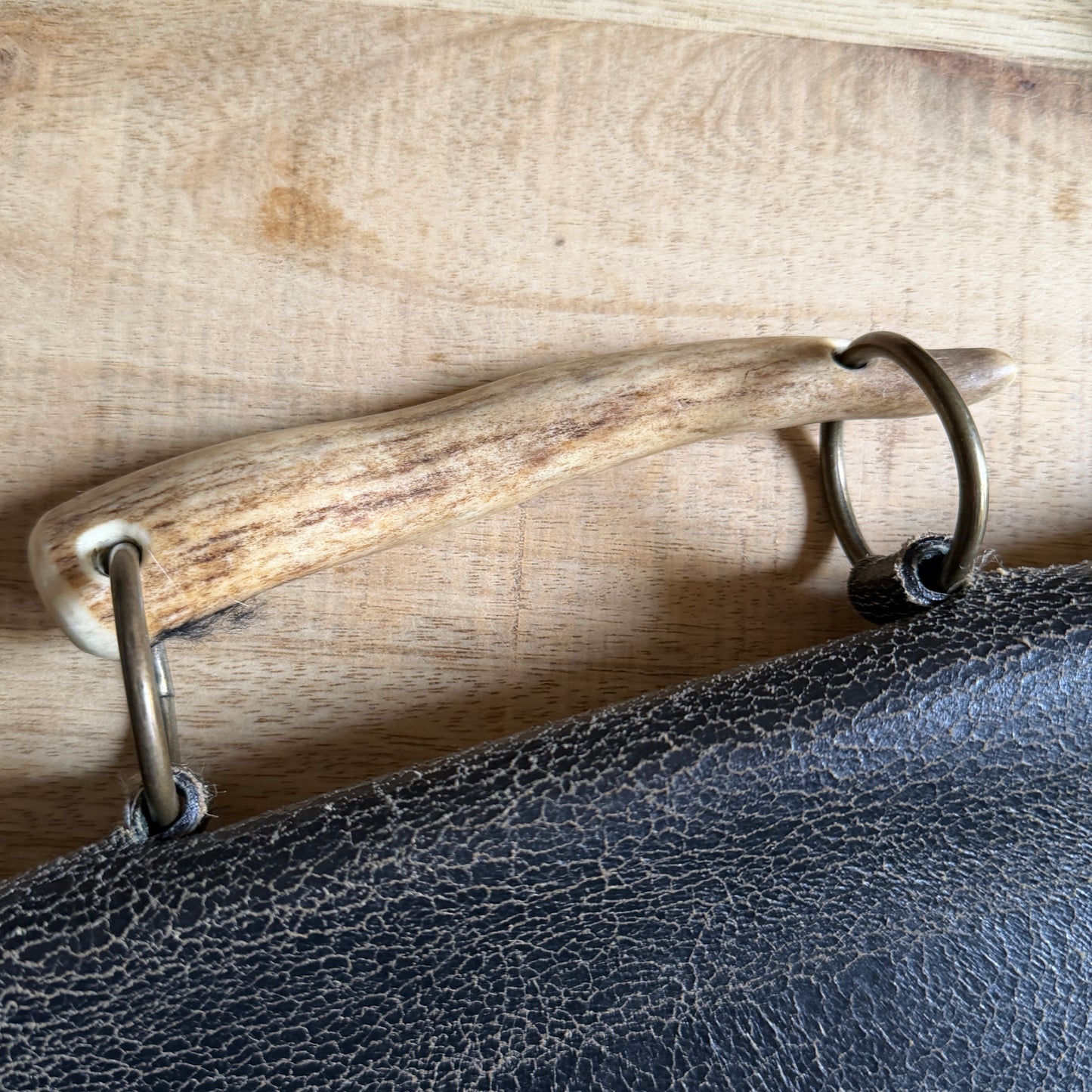 Borsa cracked leather